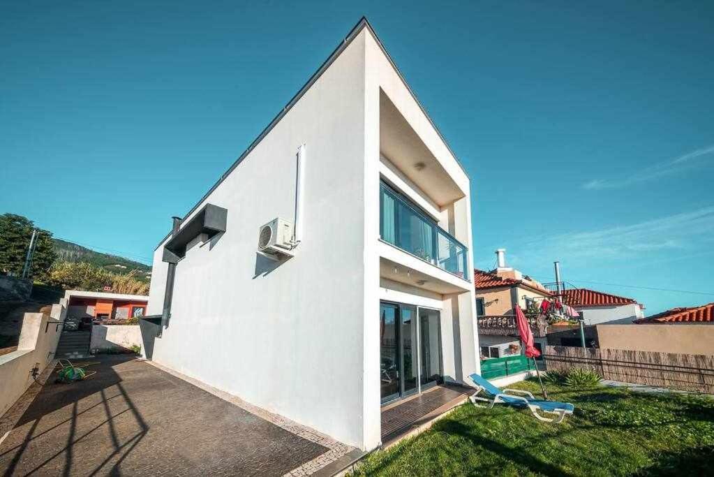 Casa Da Terca View And Parking Villa